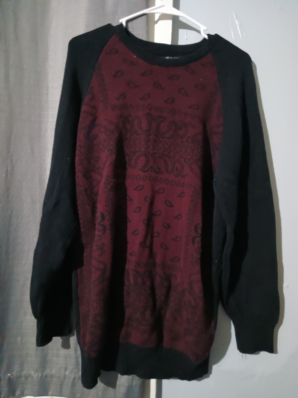 Carbon Men's Burgundy and Black Raglan Knit Sweater